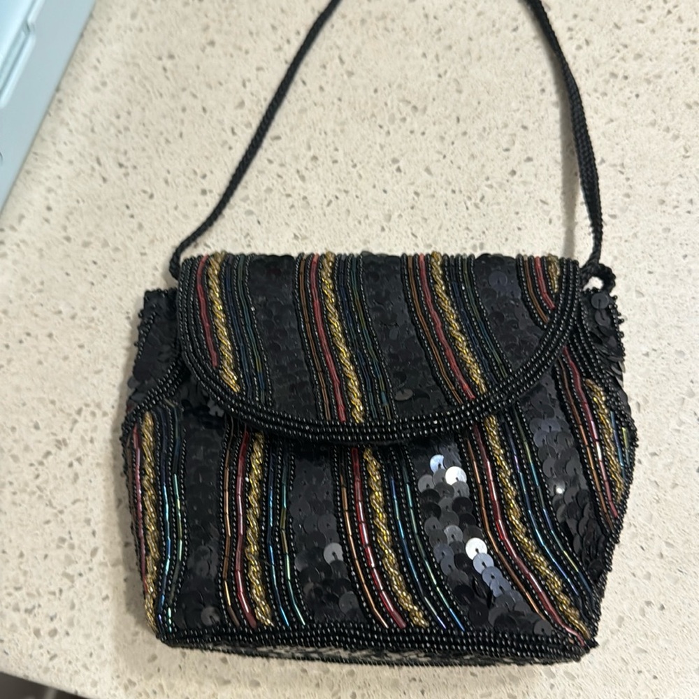 🎉 Host Pick- Stunning, Small Sequin & Beads Evening Bag 🎉